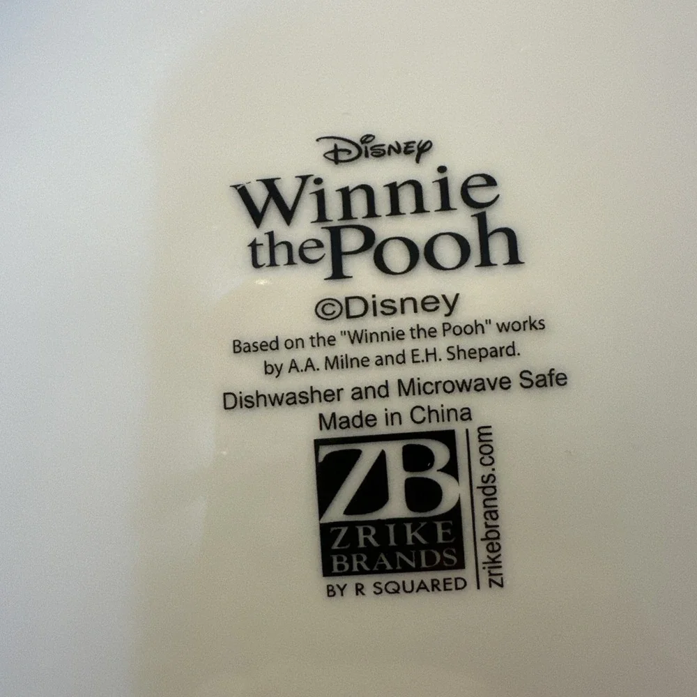 DISNEY‎ Winnie the Pooh Green Misty Mornings Dinner Plate